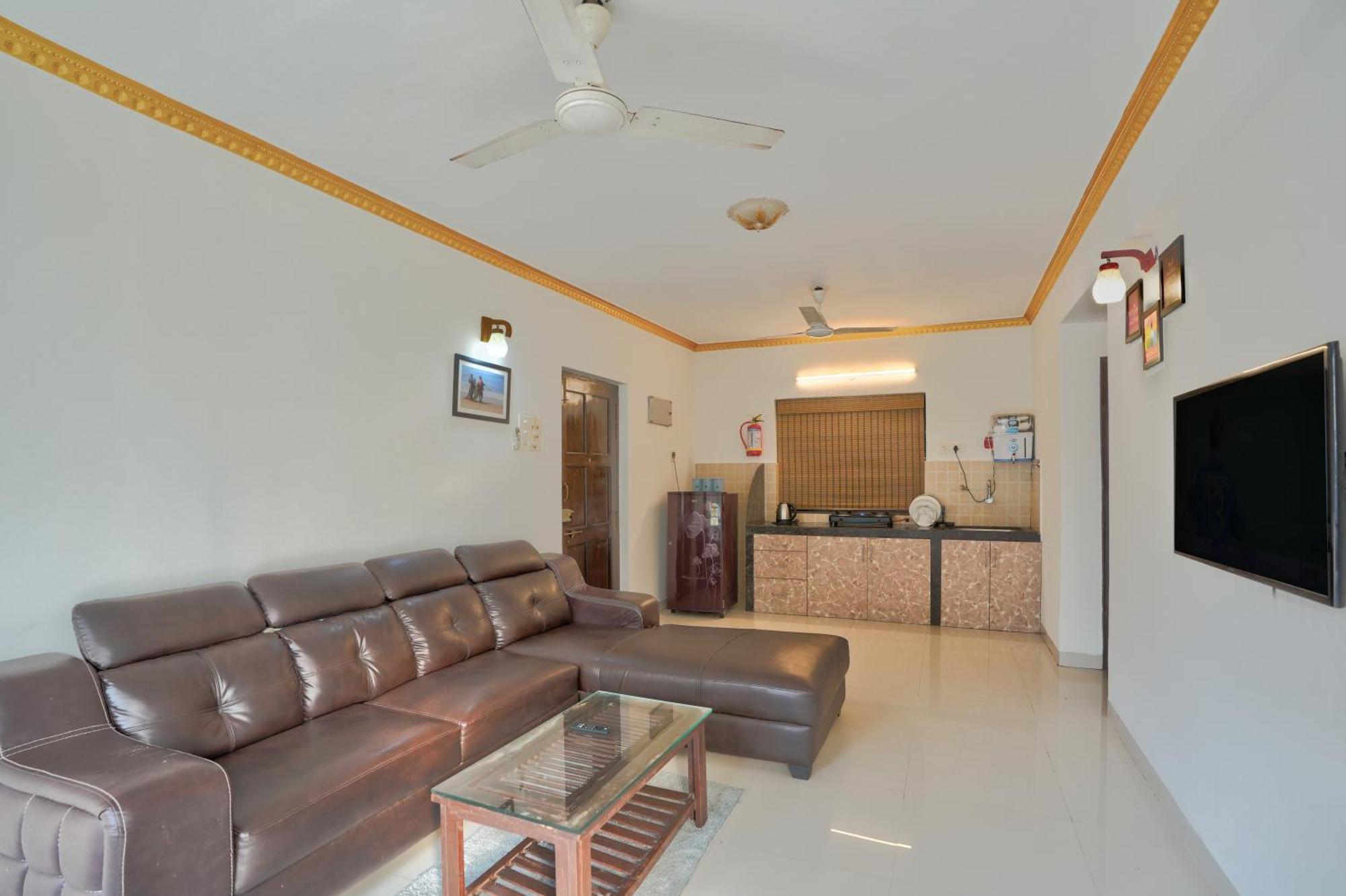 Amazing Pool View Candolim Goa 2Bhk Apartment Luaran gambar