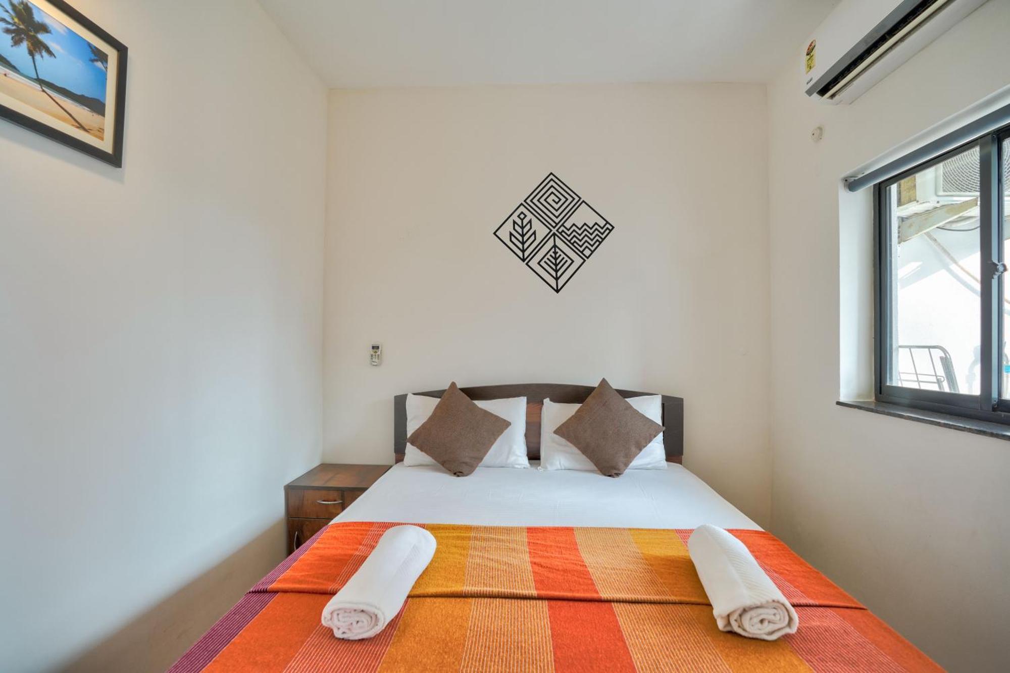 Amazing Pool View Candolim Goa 2Bhk Apartment Luaran gambar