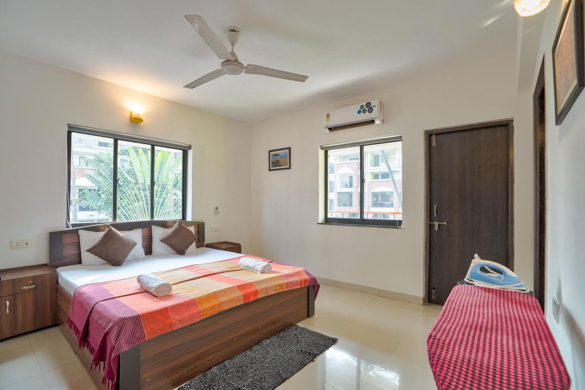Amazing Pool View Candolim Goa 2Bhk Apartment Luaran gambar